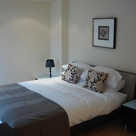 Luxurious Sir John Lyon Serviced Apartment London Exteriör bild